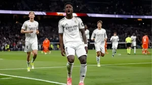 Madrid Menang 4–1 Atas Real Sociedad Kuasai Klasemen La Liga