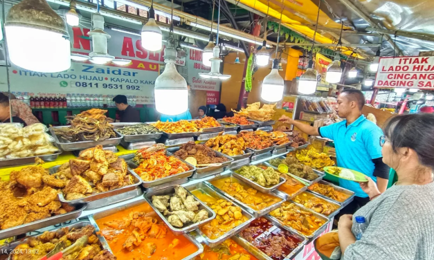 Nasi Kapau Jakarta: Warisan Rasa Yang Tetap Di Gemari