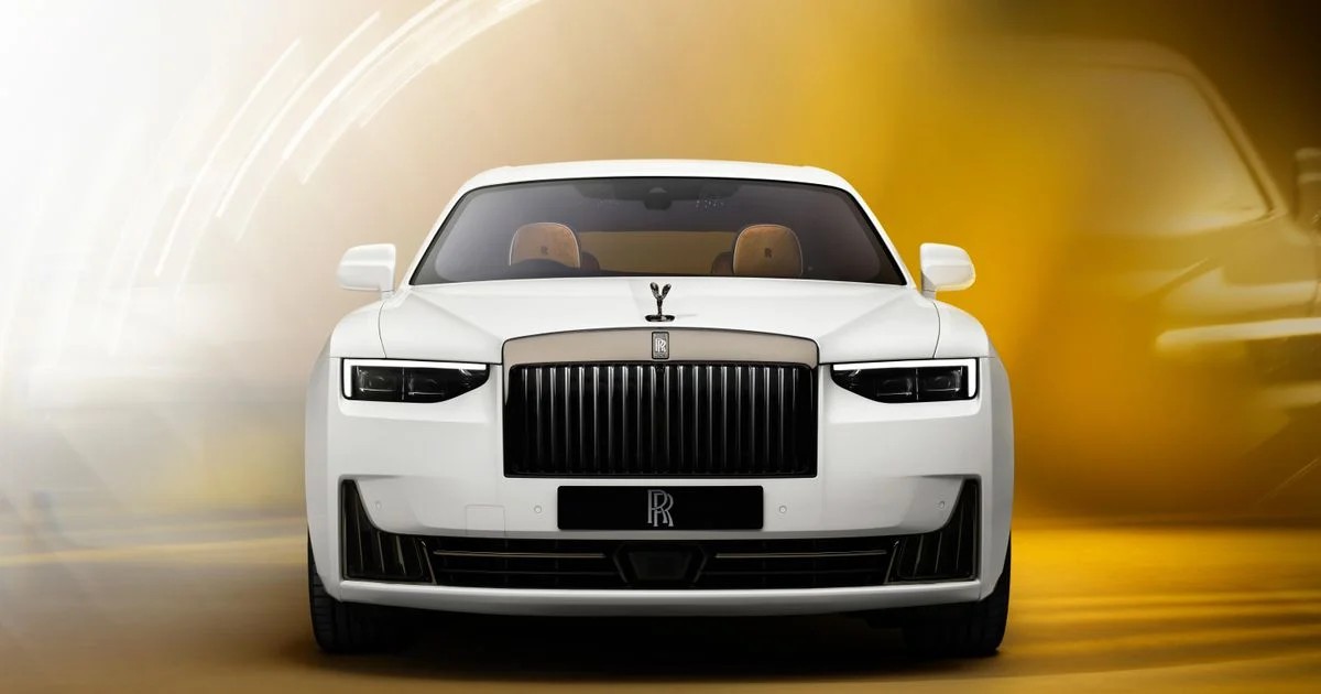 Rolls-Royce Batal Full Listrik, Mesin V12 Tetap Di Pertahankan