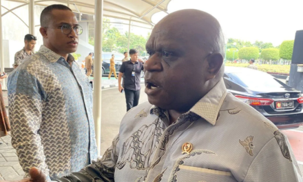 Natalius Pigai Desak Sidang Kasus Andrie Yunus Digelar Terbuka