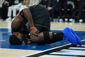 Brandon Ingram Keluar Di Tengah Laga Akibat Cedera Tumit