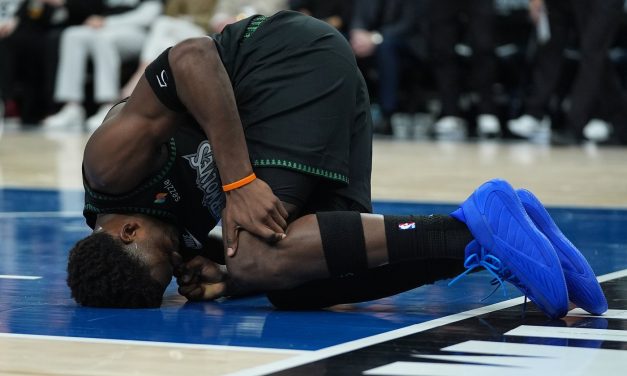 Brandon Ingram Keluar Di Tengah Laga Akibat Cedera Tumit