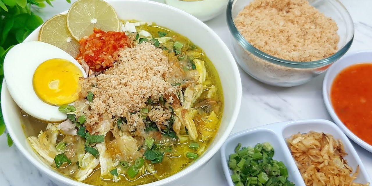 Soto Lamongan Bertabur Koya: Kerupuk Udang Kunci Kelezatan