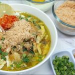 Soto Lamongan Bertabur Koya: Kerupuk Udang Kunci Kelezatan
