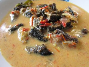 Keunikan Karabu Balu Minang, Paduan Kelapa Parut Dan Ikan Asin