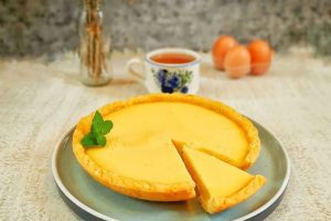 Kue Lontar Papua: Egg Tart Versi Jumbo Dan Manis Legendaris