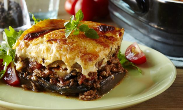 Rahasia Lezatnya Moussaka, Hidangan Panggang Klasik Yunani