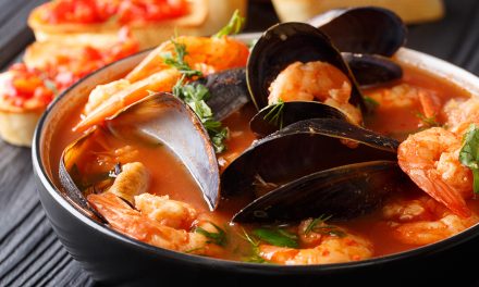 Bouillabaisse Prancis: Sup Seafood Marseille Dan Rempah Saffron
