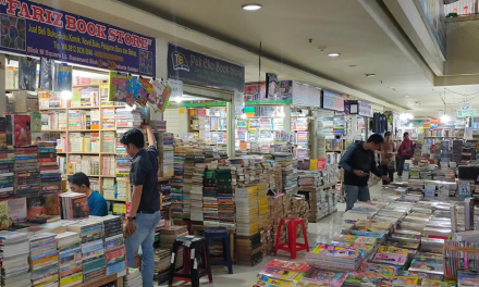 Tren Secondhand Bookseller: Berburu Buku Bekas Hemat & Hijau