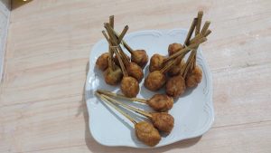 Mengenal Sate Pentul: Olahan Ikan Tenggiri Berbumbu Rempah