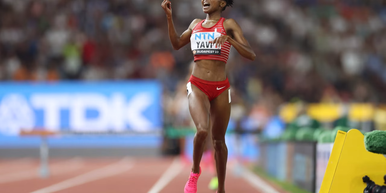 Winfred Yavi Sabet Medali Emas 3000m Steeplechase Putri