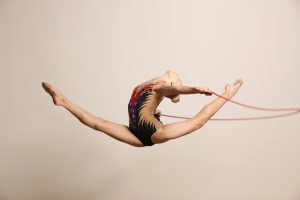 Tren Rhythmic Gymnastics Dewasa Untuk Perempuan Urban