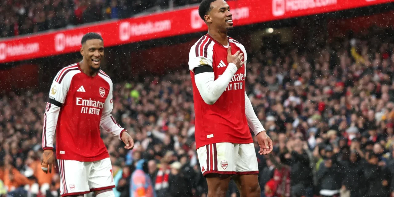 Arsenal Tekuk Everton 2-0, Ezri Konsa Cetak Gol Perdana